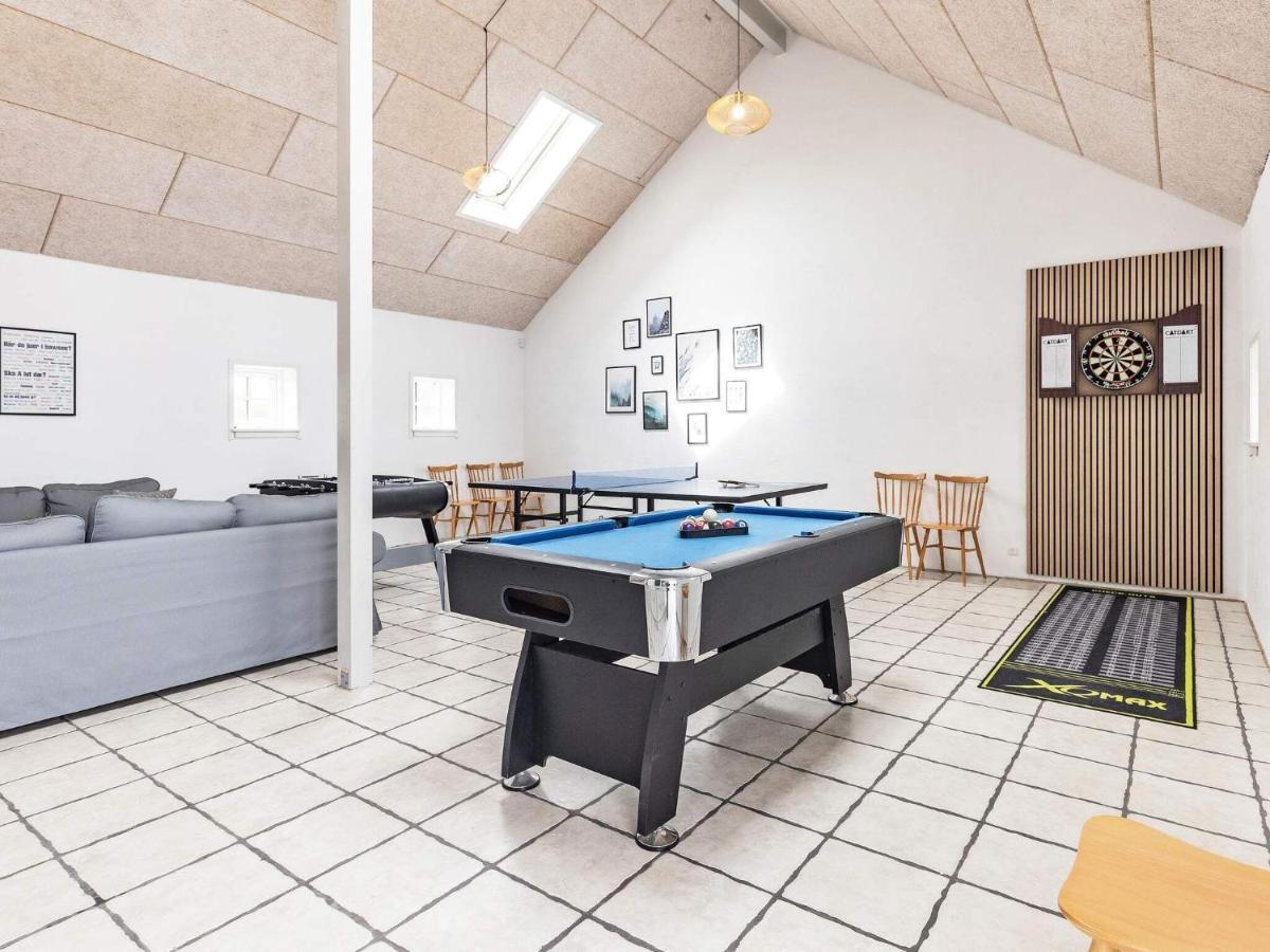 14 Person Holiday Home In L Kken 루켄 외부 사진